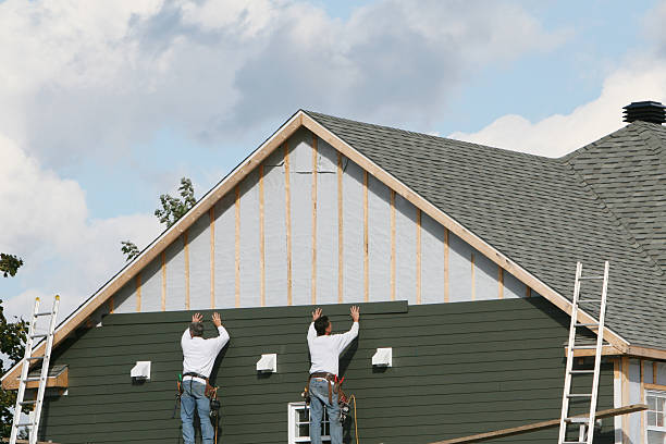 Professional Siding Installation technician working in Sanford, CO
